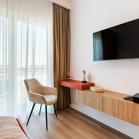 11th Floor Voguish Apartment
